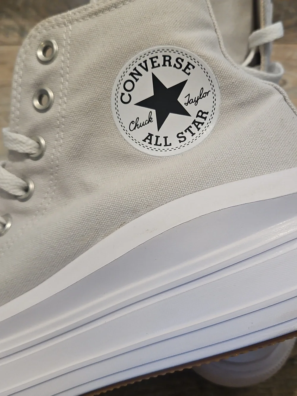 Chuck Taylor Womens All Star Converse Hi Top Shoes - Picture 5 of 10